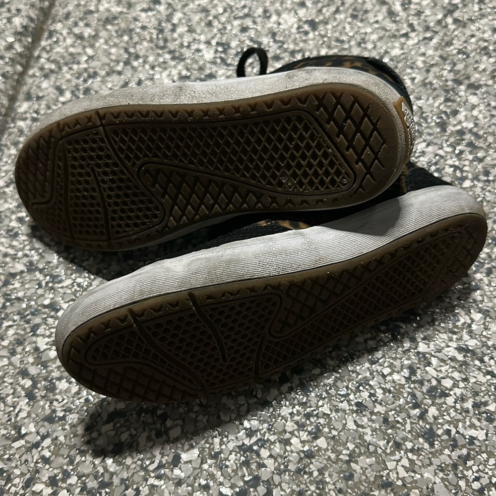 Vans - Black Leopard Size 3 - Picture 3 of 4